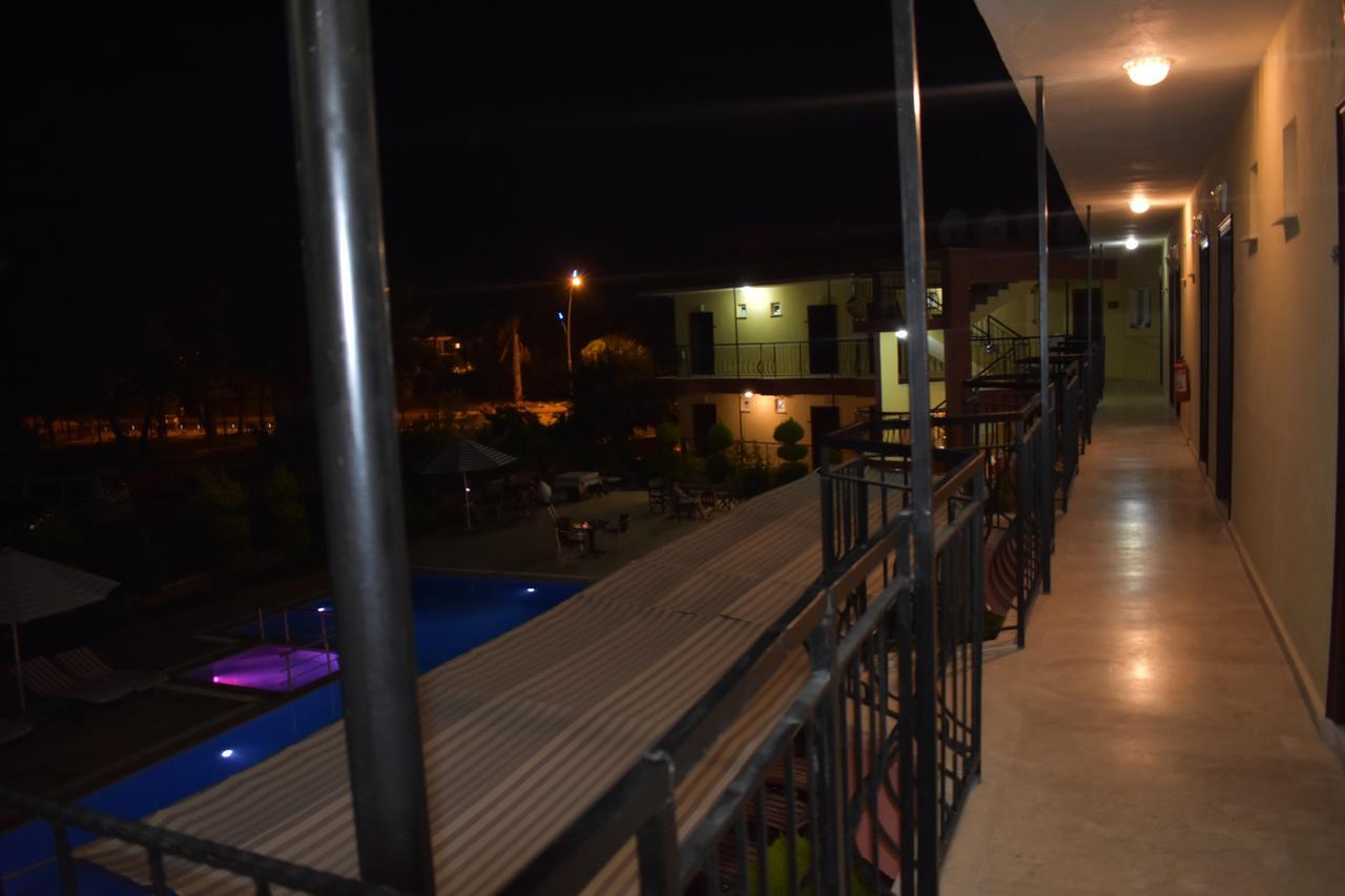 Camyuva Las Palmeras Hotel מראה חיצוני תמונה