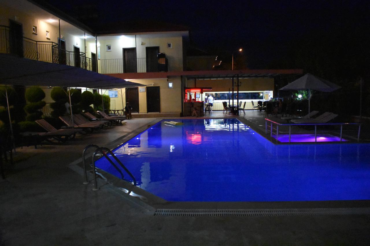 Camyuva Las Palmeras Hotel מראה חיצוני תמונה