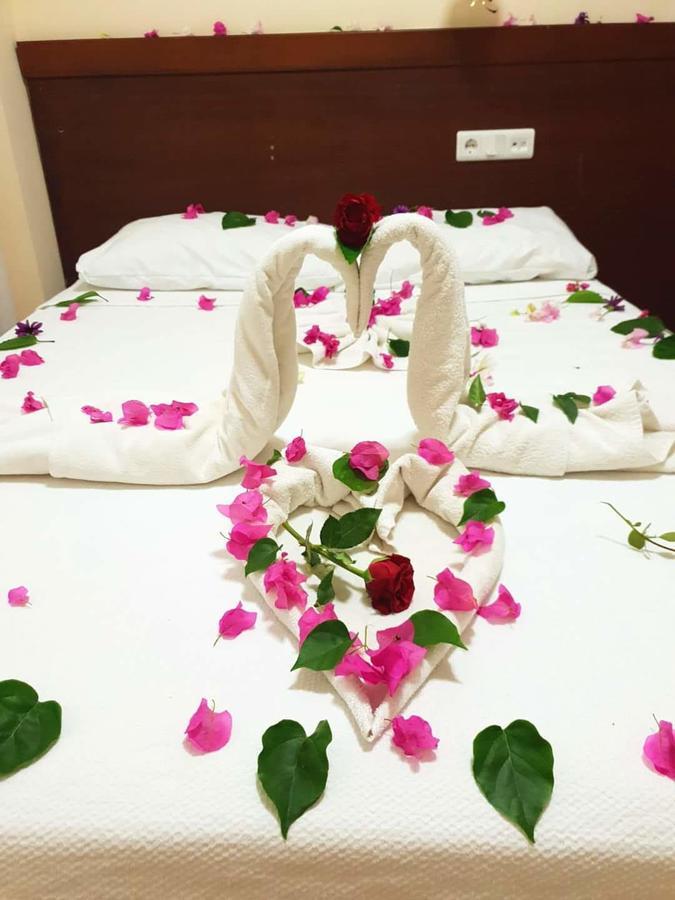 Camyuva Las Palmeras Hotel מראה חיצוני תמונה